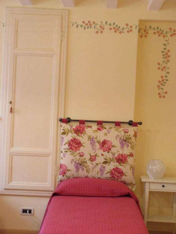 Mimi Apartment Lucca Cameră foto